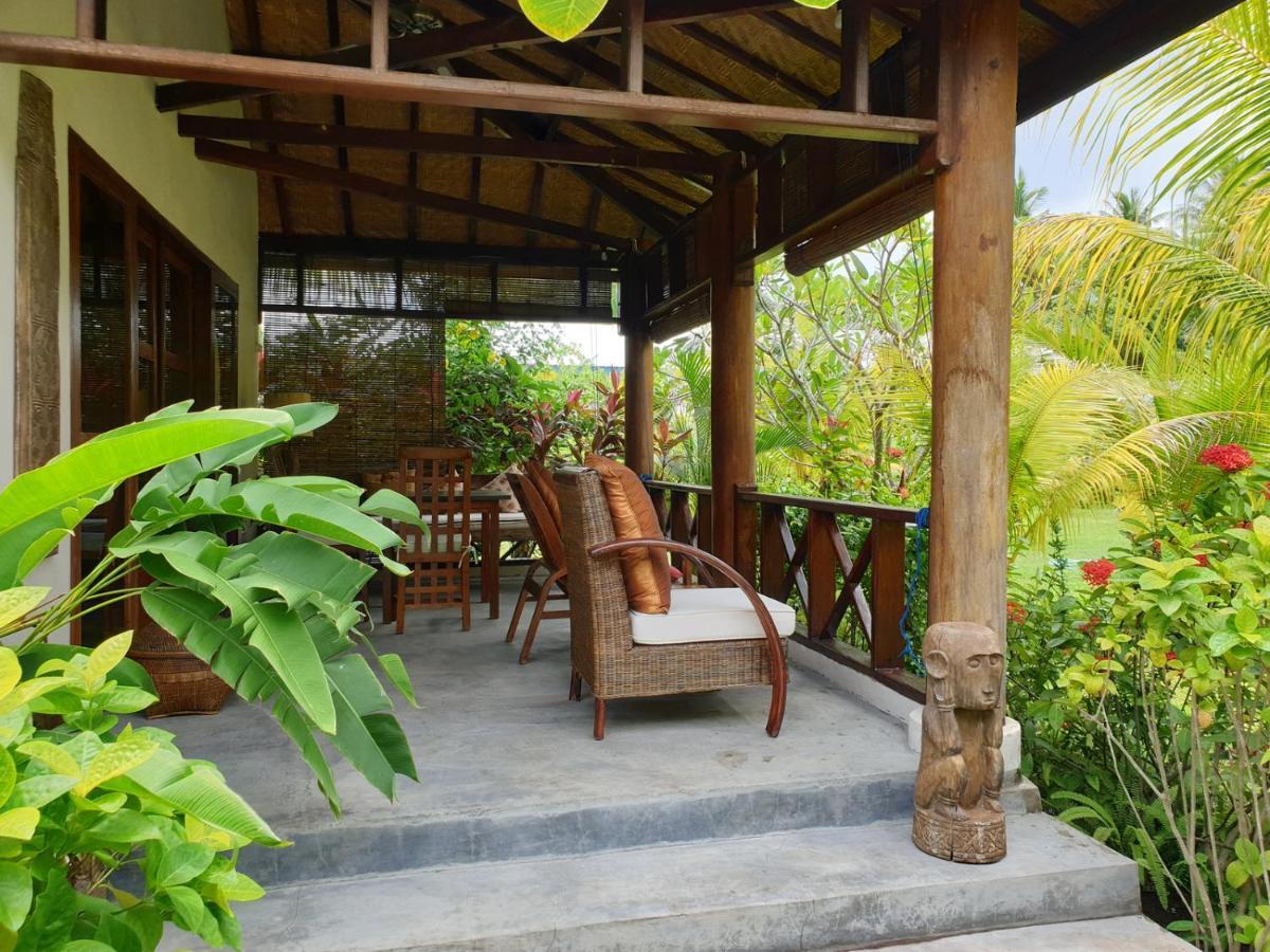 Waiara Village Guesthouse Maumere Exterior foto