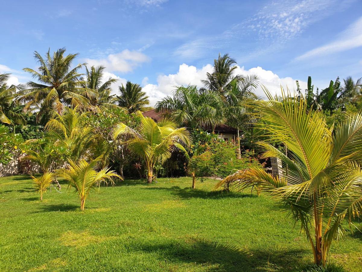 Waiara Village Guesthouse Maumere Exterior foto